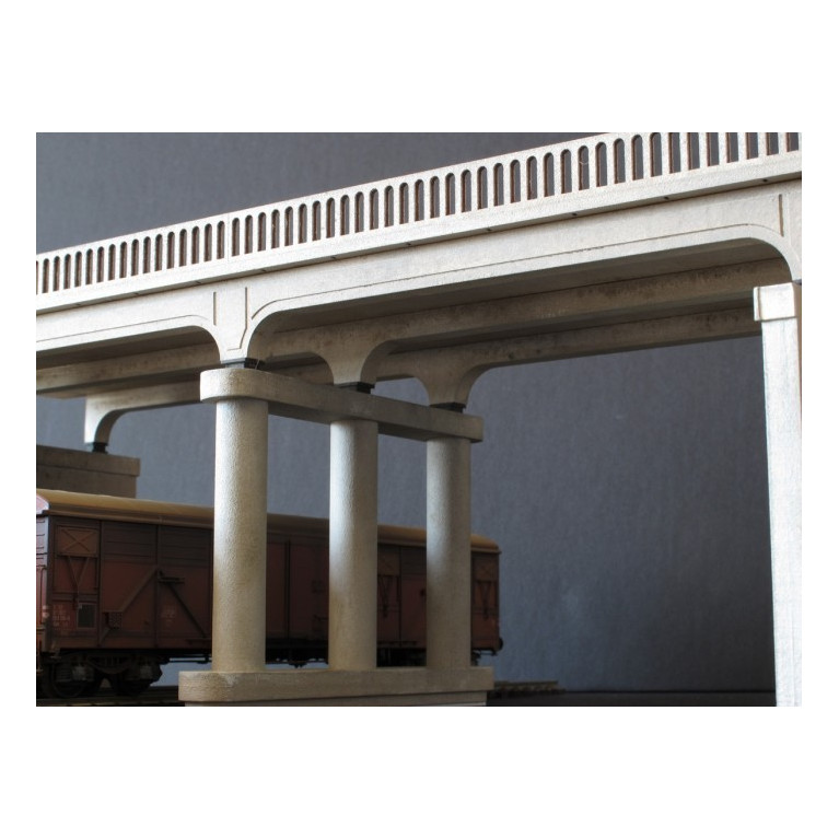 Pont routier poutres béton - garde-corps béton HO