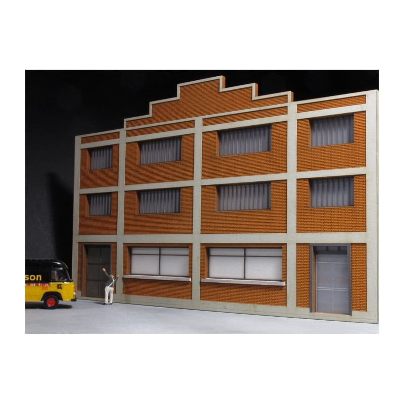 Façade entrepôt / usine béton & briques R+2 - Echelle HO
