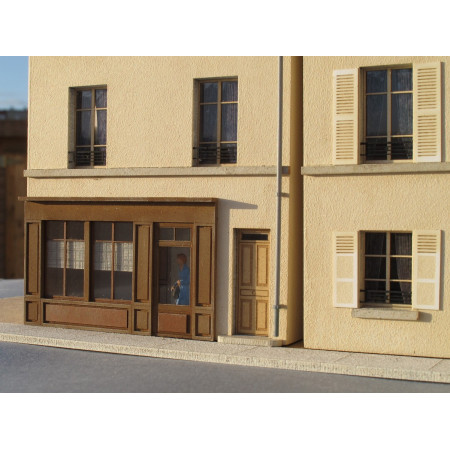 Immeuble de ville étroit mansardé R+3 HO Cités Miniatures BV-016 - Maketis Immeuble de ville étroit mansardé R+3 HO Cités Miniatures BV-016 - Maketis