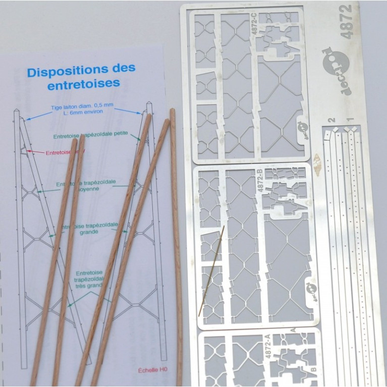 Struts for wooden posts [HO] Decapod 4872 - Maketis