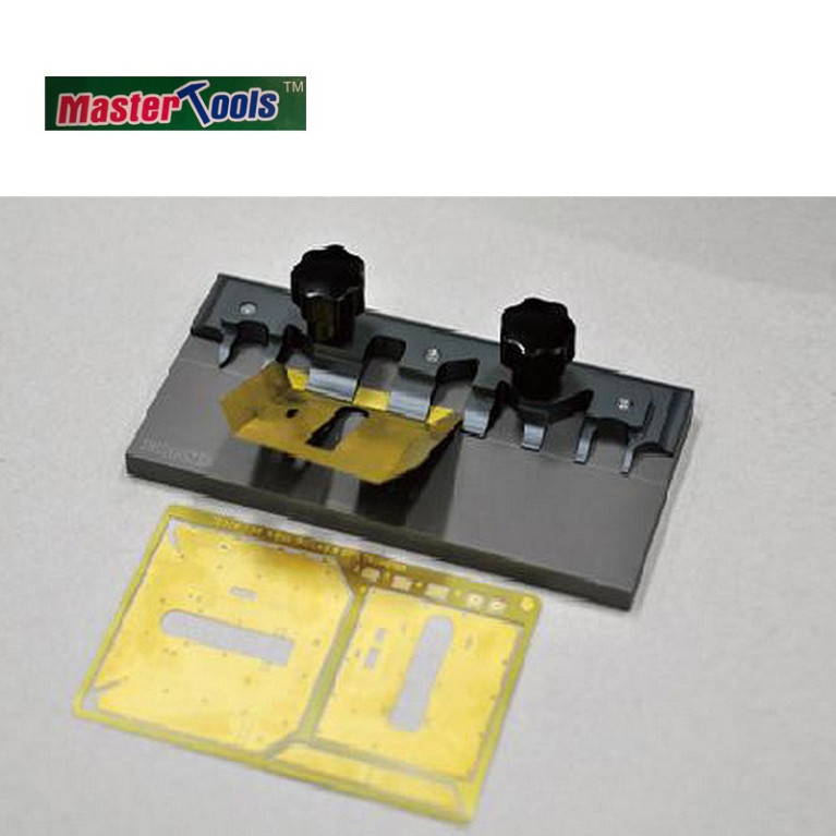 Plieuse pour kit en photogravure 162x79 mm Master Tools 09931 - Maketis Plieuse pour kit en photogravure 162x79 mm Master Tools 09931 - Maketis