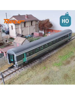 Voiture «Corail» 2e classe couloir central SNCF Ep V-VI HO Roco 74541 - Maketis