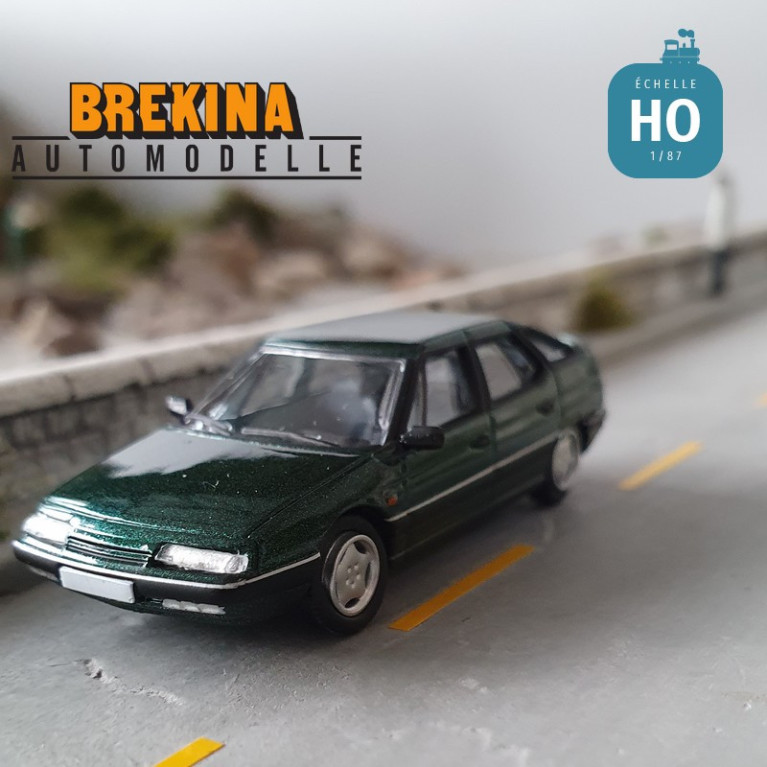 Citroën XM vert foncé métallisé HO Brekina 3033 - Maketis Citroën XM vert foncé métallisé HO Brekina 3033 - Maketis