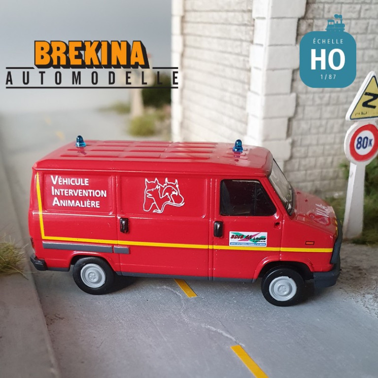 Peugeot J5 tôlé 1982 Véhicule de Pompiers HO Brekina 7177 - Maketis