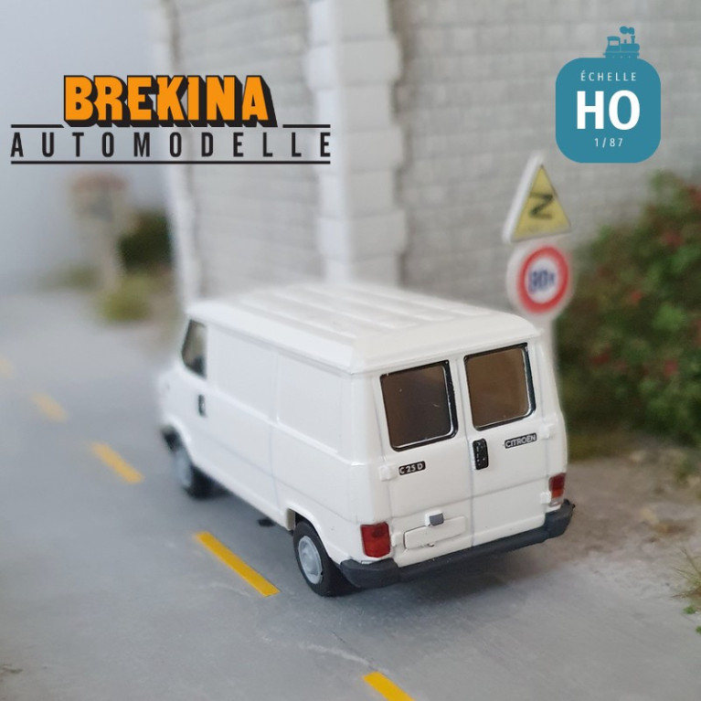 Citroën C25 tôlé 1982 blanc HO Brekina 3080 - Maketis Citroën C25 tôlé 1982 blanc HO Brekina 3080 - Maketis