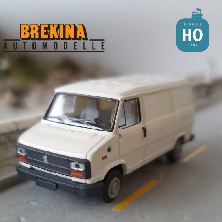Peugeot J5 tôlé 1982 blanc HO Brekina 7170 - Maketis Peugeot J5 tôlé 1982 blanc HO Brekina 7170 - Maketis