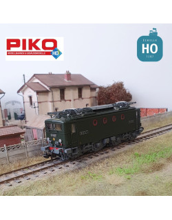 Locomotive électrique BB8247 avec macaron SNCF Ep IV Digital sonore HO Piko P51919