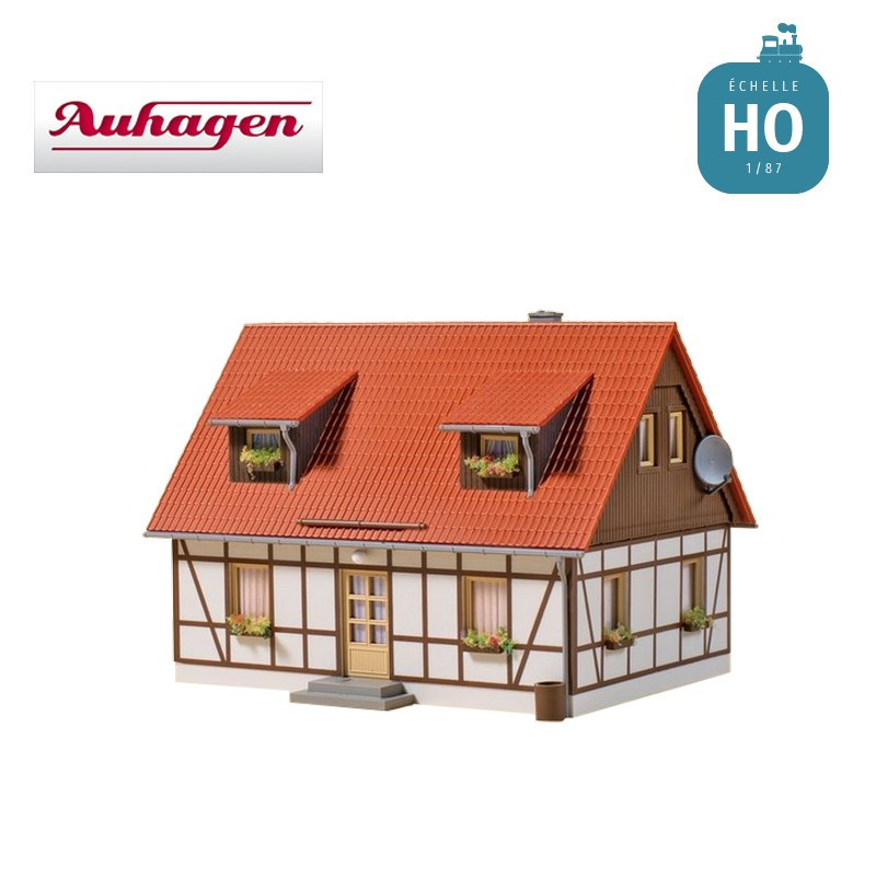 Maison individuelle à colombages HO Auhagen 11453 - Maketis