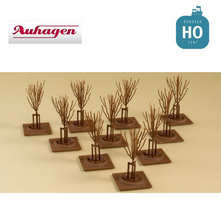 Jeunes arbres en hiver (10 pièces) HO Auhagen 70951 - Maketis