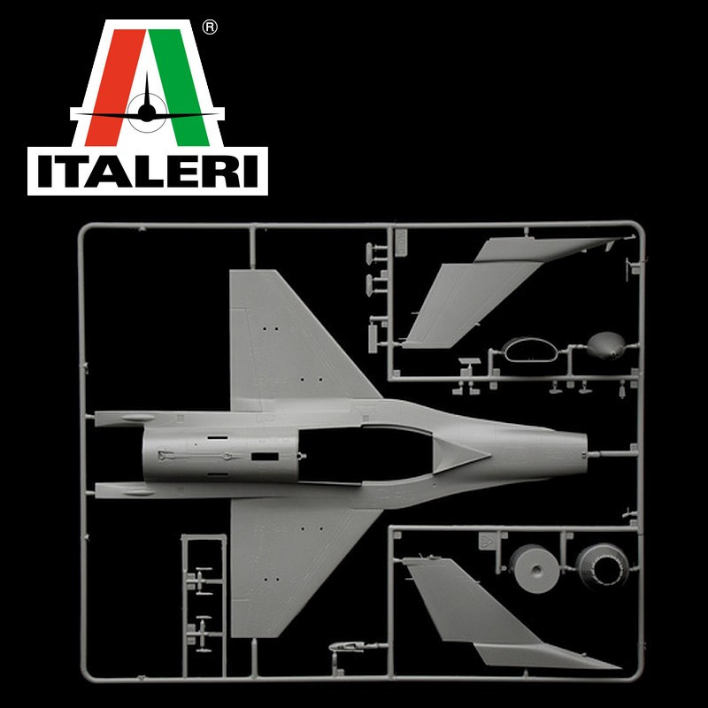 Avion de chasse F-16C Fighting Falcon 1/48 Italeri 2825 - Maketis