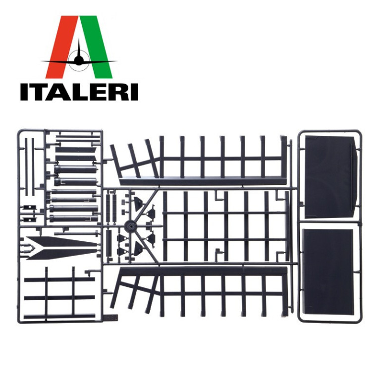 Camion Benne Freightliner années 70 1/24 Italeri 3783 - Maketis Camion Benne Freightliner années 70 1/24 Italeri 3783 - Maketis