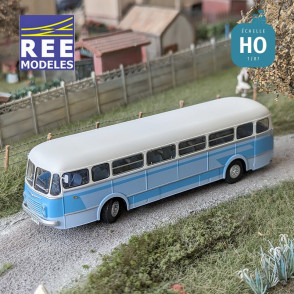 Autocar Renault R4190 Bleu et Blanc Transport dEnfants (82) HO REE CB-131