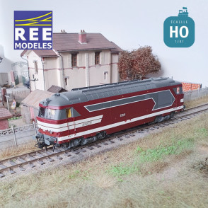 Locomotive diesel BB 67611 rouge Capitole SNCF Ep VI Digital sonore et fumée HO REE MB-171S - Maketis