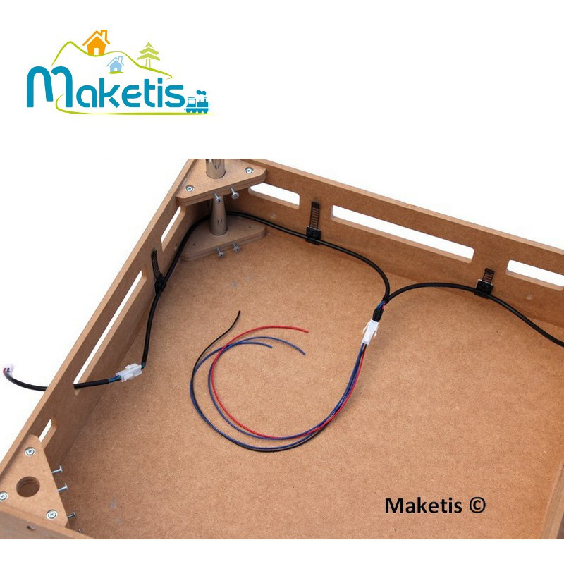 Pack câblage Feeder 4 fils module 118x59 cm Maketis MOD10001