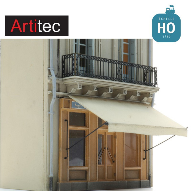 Façade de magasin de la famille Dupont en kit HO Artitec 10.432 - Maketis
