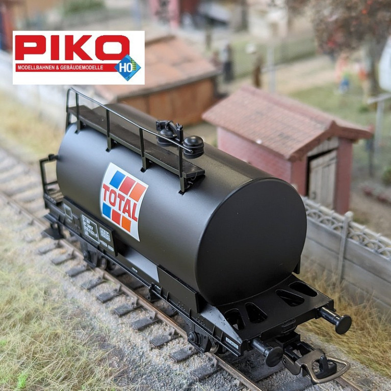 Total SNCF tank wagon Ep IV/V HO Piko P97123 - Maketis