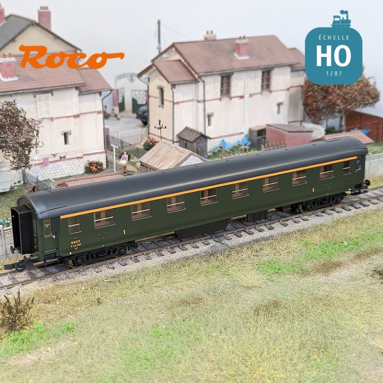 Voiture express 1ère classe type A8 SNCF Ep IV HO Roco 6200004 - Maketis Voiture express 1ère classe type A8 SNCF Ep IV HO Roco 6200004 - Maketis