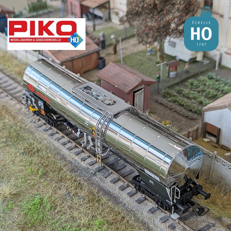 Set of 2 Zacns chemical tank wagons Ermewa Ep VI HO Piko 58253 - Maketis