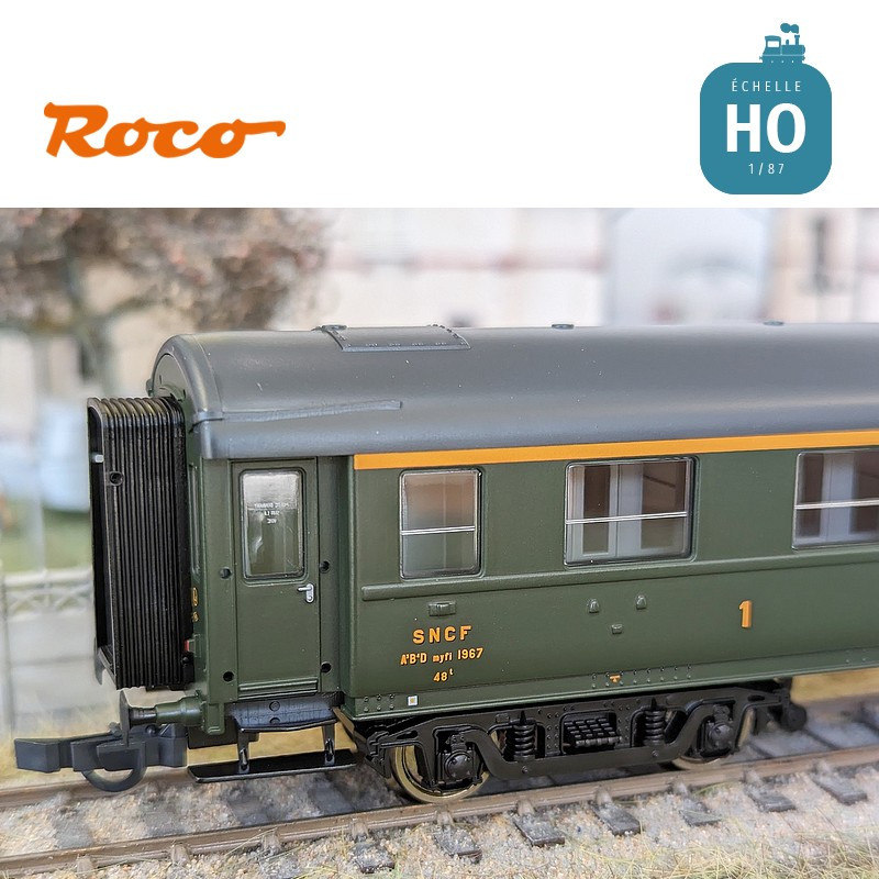 Voiture express 1ère/2ème classe avec compartiment à bagages type A3B4D SNCF Ep III HO Roco 6200008 - Maketis