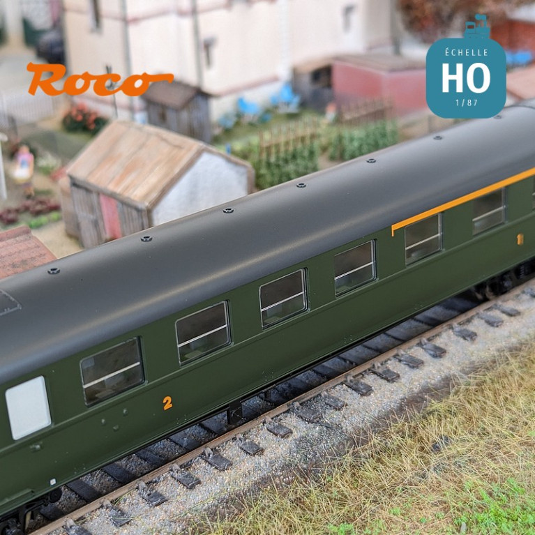 Voiture express 1ère/2ème classe avec compartiment à bagages type A3B4D SNCF Ep III HO Roco 6200008 - Maketis Voiture express 1ère/2ème classe avec compartiment à bagages type A3B4D SNCF Ep III HO Roco 6200008 - Maketis