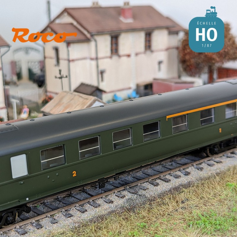 Voiture express 1ère/2ème classe avec compartiment à bagages type A3B4D SNCF Ep III HO Roco 6200008 - Maketis Voiture express 1ère/2ème classe avec compartiment à bagages type A3B4D SNCF Ep III HO Roco 6200008 - Maketis