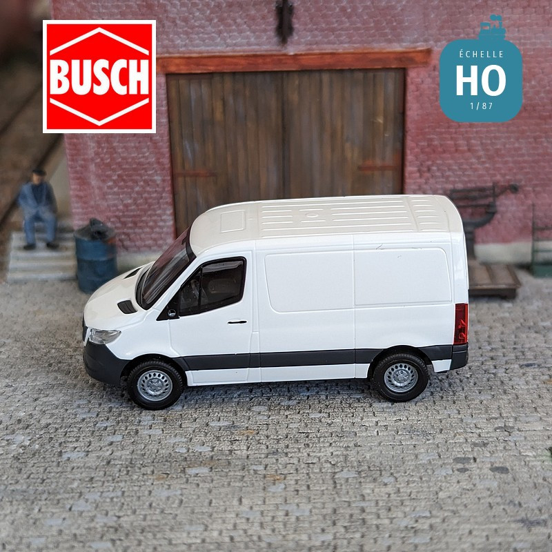 MB Sprinter white van HO Busch 53400 - Maketis