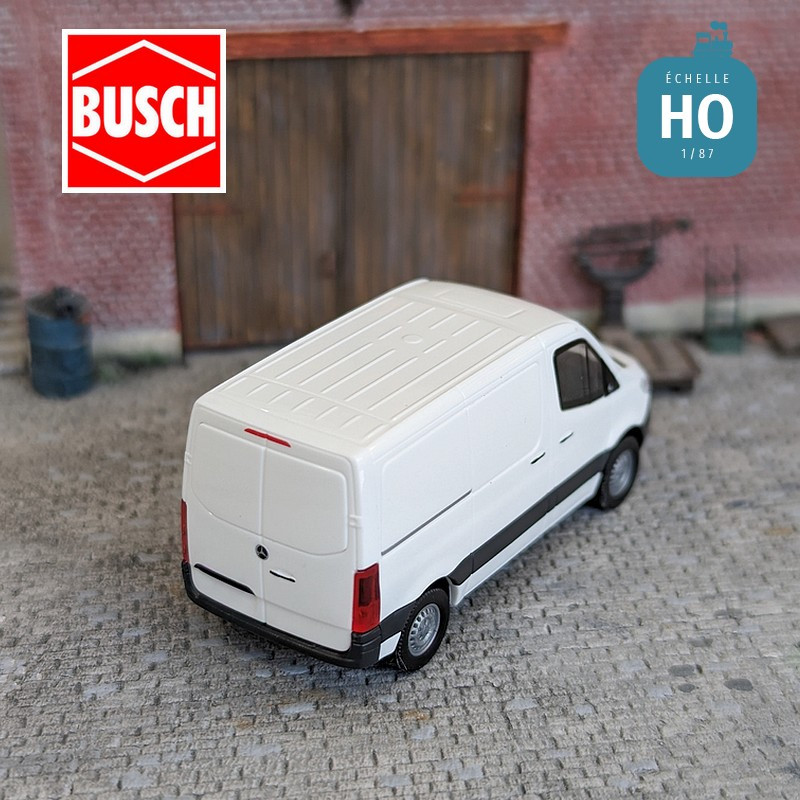 MB Sprinter white van HO Busch 53400 - Maketis