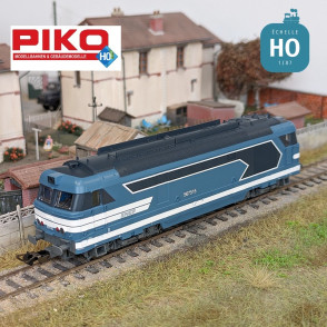Diesel locomotive BB 67400 SNCF Ep IV/V Analog HO Piko P95176 - Maketis