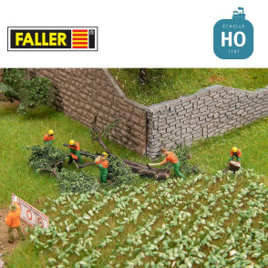 Employés forestiers avec un équipement moderne HO Faller 151690 - Maketis