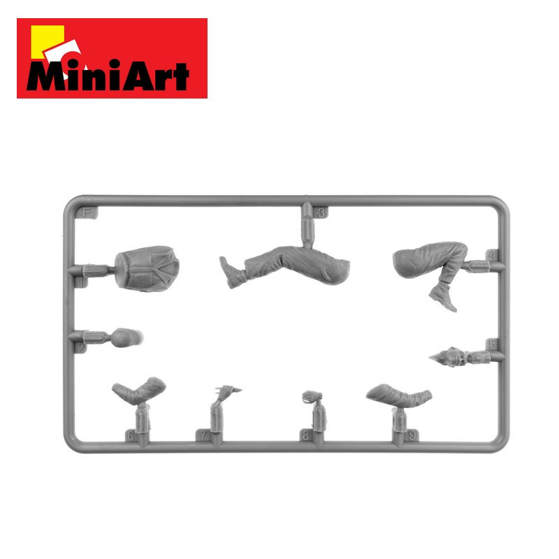 Equipe de réparateurs de char US avec moteur Continental W670 WWII 1/35 MiniArt 35461