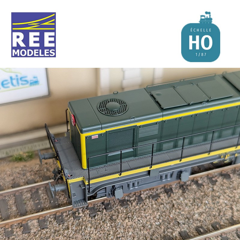 Diesellokomotive BB 63010 grün/gelb graues Fahrgestell SNCF Ep IV Analog HO REE JM-014 - Maketis