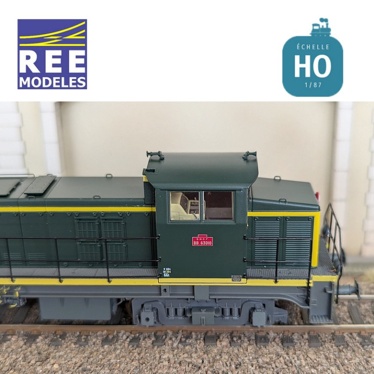 Diesellokomotive BB 63010 grün/gelb graues Fahrgestell SNCF Ep IV Analog HO REE JM-014 - Maketis