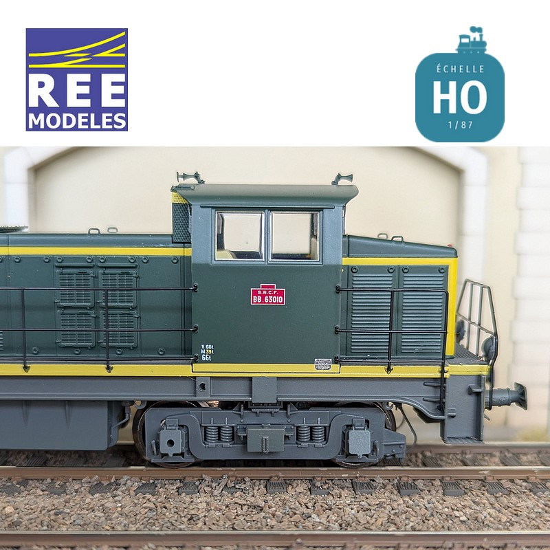 Diesellokomotive BB 63010 grün/gelb graues Fahrgestell SNCF Ep IV Analog HO REE JM-014 - Maketis