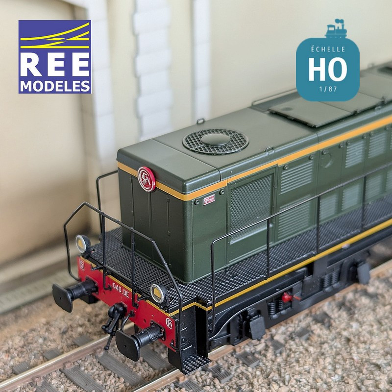 Diesellokomotive 040 DE 04 Geliefert Ursprungsregion Sud-Est SNCF Ep III Analog HO REE JM-012 - Maketis