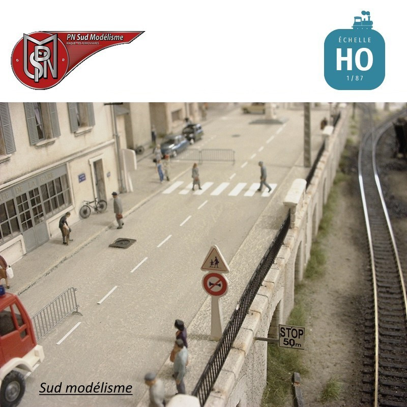 Panneaux de signalisation routière anciens prédécoupés HO PN Sud Modélisme 87-4 - Maketis