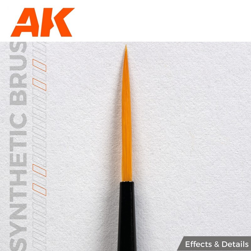 Pinceau synthétique à poils très longs Liner AK Interactive AKB018 - Maketis