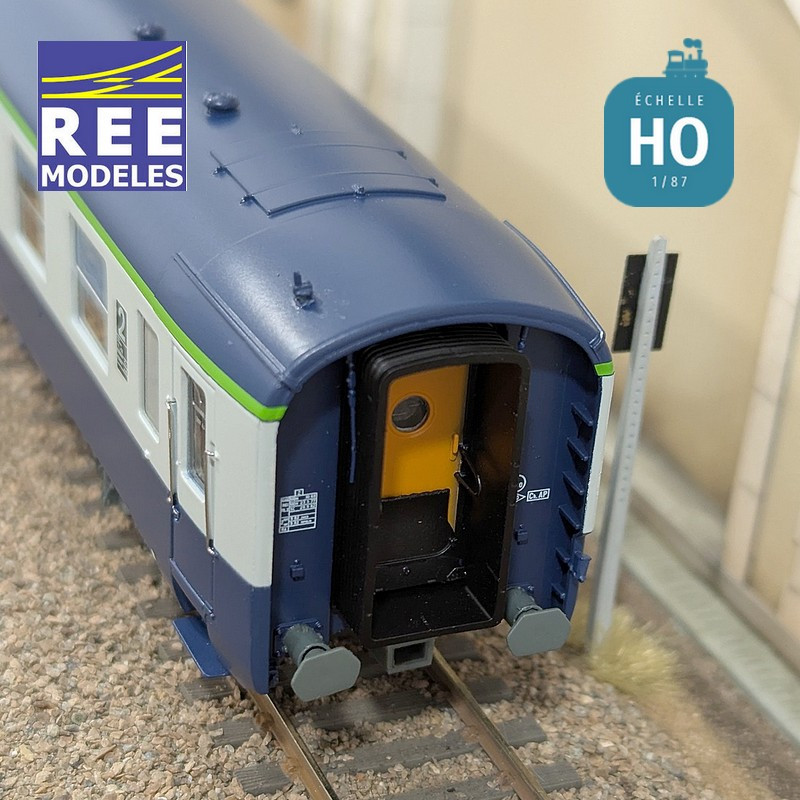 Blue/Grey DEV AO B9c9 car with framed logo SNCF EP IV-V HO REE VB-403-Maketis