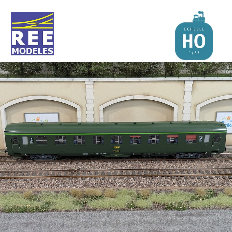 Voiture DEV AO B9c9 Vert logo encadré cartouche Corail SNCF EP IV-V HO REE VB-407-Maketis