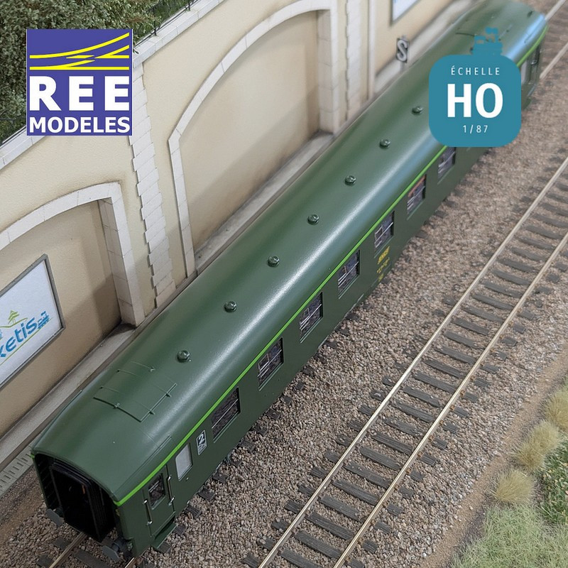 Voiture DEV AO B9c9 Vert logo encadré cartouche Corail SNCF EP IV-V HO REE VB-407-Maketis