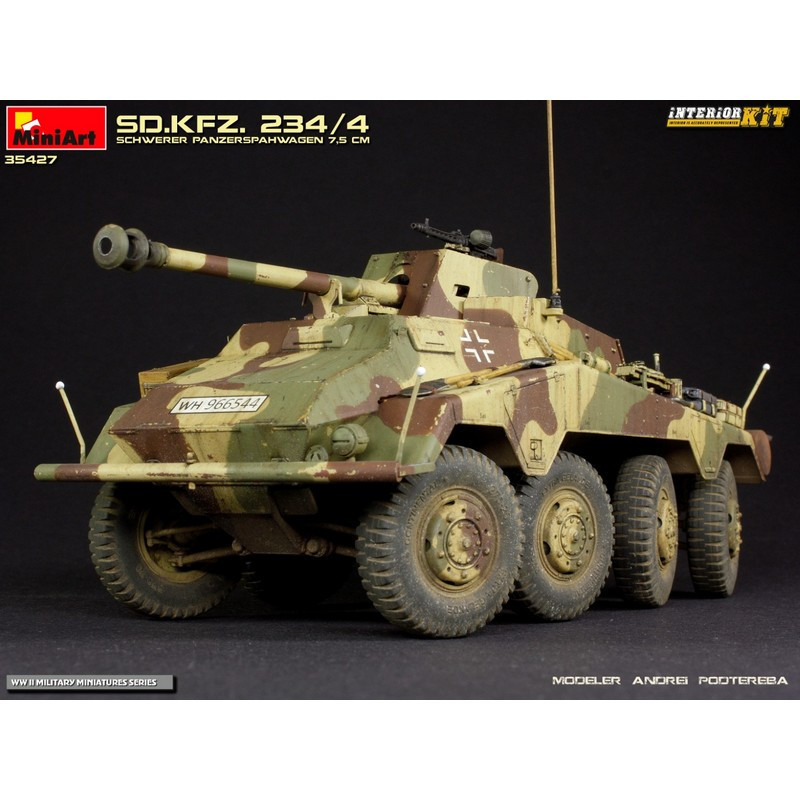 Véhicule blindé allemand Sd. Kfz. 234/4 Schwerer Panzerspähwagen 7.5cm. Interior Kit WWII 1/35 MiniArt 35427 - Maketis