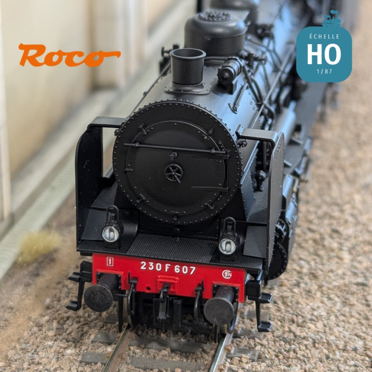 Locomotive à vapeur 230F 607 SNCF Ep III Analogique HO Roco 71385