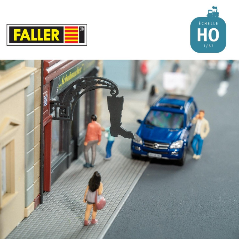 Maison de ville à 4 étages HO Faller 130713 - Maketis