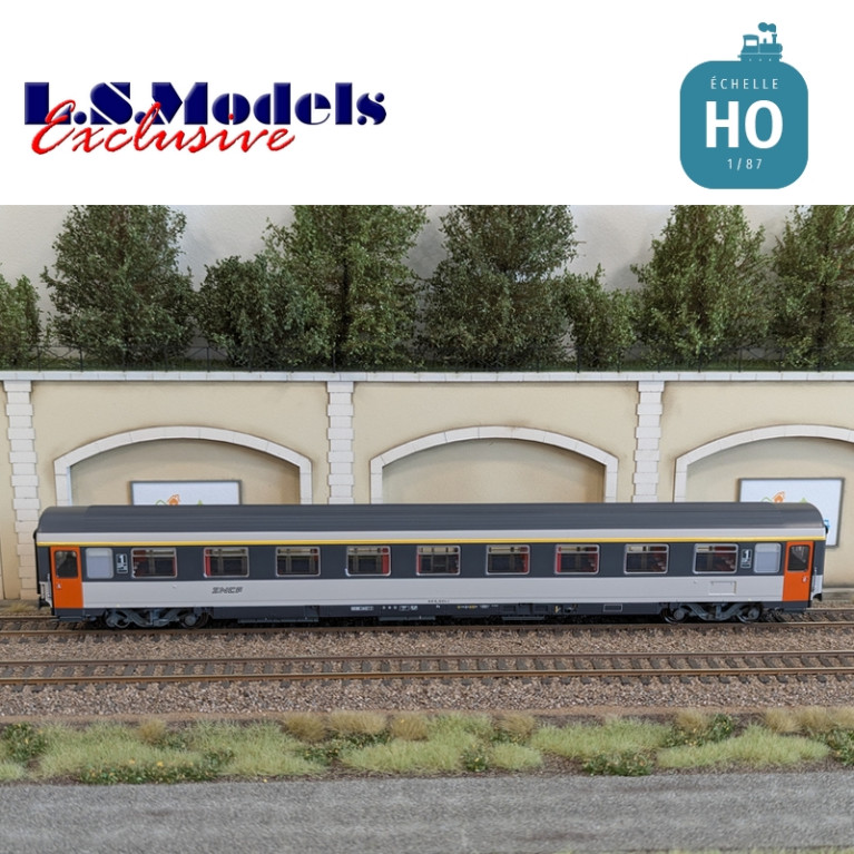 Voiture Corail VSE A9u logo Nouille Ep IV SNCF HO LS Models E100 - Maketis Voiture Corail VSE A9u logo Nouille Ep IV SNCF HO LS Models E100 - Maketis