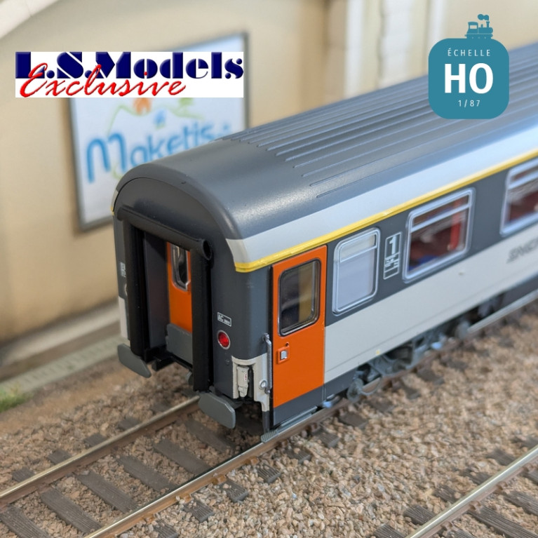Voiture Corail VSE A9u logo Nouille Ep IV SNCF HO LS Models E100 - Maketis Voiture Corail VSE A9u logo Nouille Ep IV SNCF HO LS Models E100 - Maketis