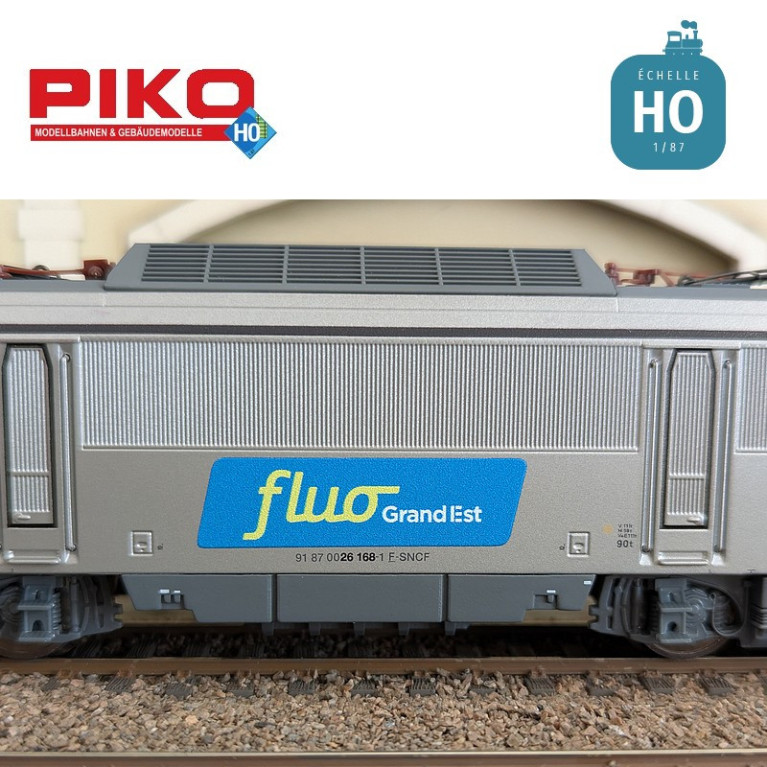 Locomotive électrique BB 26000 Fluo Grand Est SNCF Ep VI Analogique HO Piko 96151 - Maketis Locomotive électrique BB 26000 Fluo Grand Est SNCF Ep VI Analogique HO Piko 96151 - Maketis