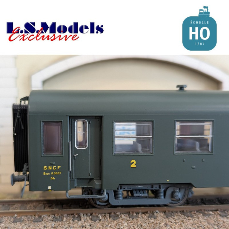 Coffret 2 voitures voyageur USI Bmyfi U60courtes vertes Marquage 1956 SNCF Ep IIId HO LS Models MW40021 - Maketis Coffret 2 voitures voyageur USI Bmyfi U60courtes vertes Marquage 1956 SNCF Ep IIId HO LS Models MW40021 - Maketis