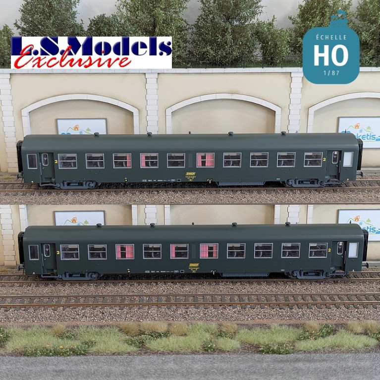 Coffret 2 voitures voyageur USI B10t U60 courtes vertes Logo encadré jaune SNCF Ep IVa HO LS Models MW40022 - Maketis