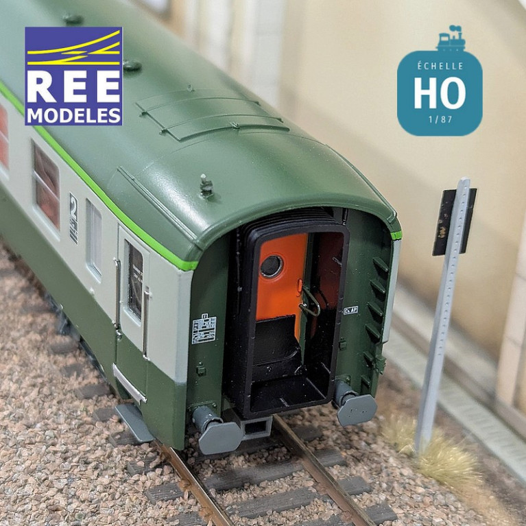 Voiture DEV AO Courte B8 ex-A8 U53 vert/gris SNCF EP IV-V HO REE VB-398 - Maketis