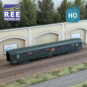 Voiture DEV AO Courte B10 U52 vert SNCF EP IV HO REE VB-393 - Maketis