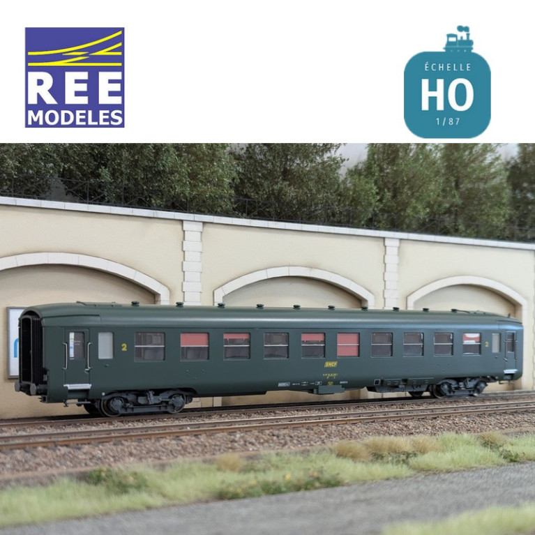 Voiture DEV AO Courte B10 U52 vert SNCF EP IV HO REE VB-393 - Maketis